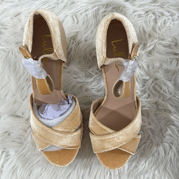 LULUS Crushest Champagne Velvet Rhinestone Ankle Strap Heels Size 10 NEW - Picture 5 of 16